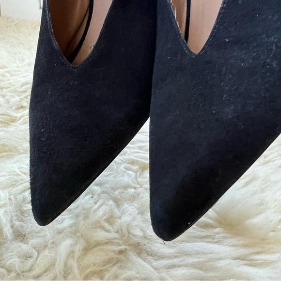 Elegant Black Suede Heels - Picture 5 of 8